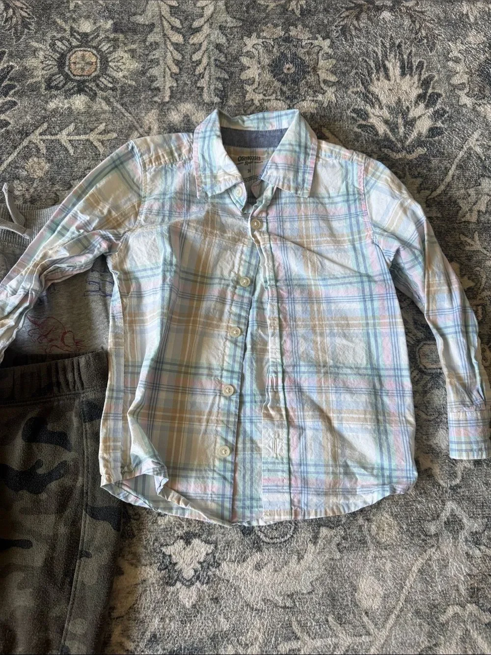 OshKosh Bgosh includes sweatpants